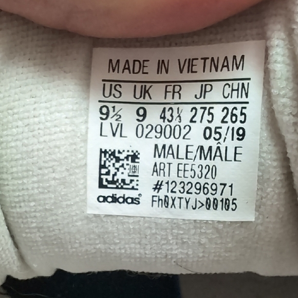 Adidas Cream Sneakers with Pink and Orange Highlights - Picture 7 of 7